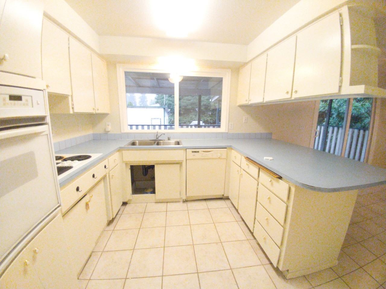 8629 Yakima Ave - Photo 6 of 22