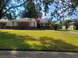 featured image of 179 Richard Ave
