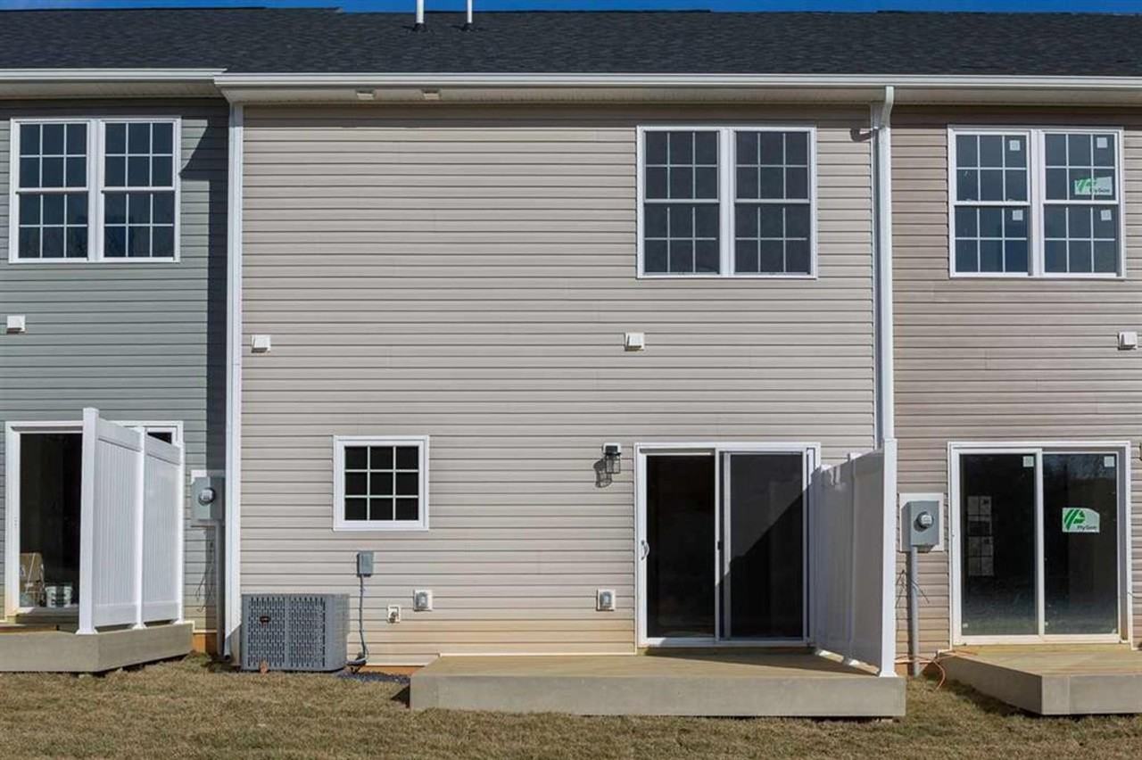 1157 Bluemoon Dr - Photo 2 of 17
