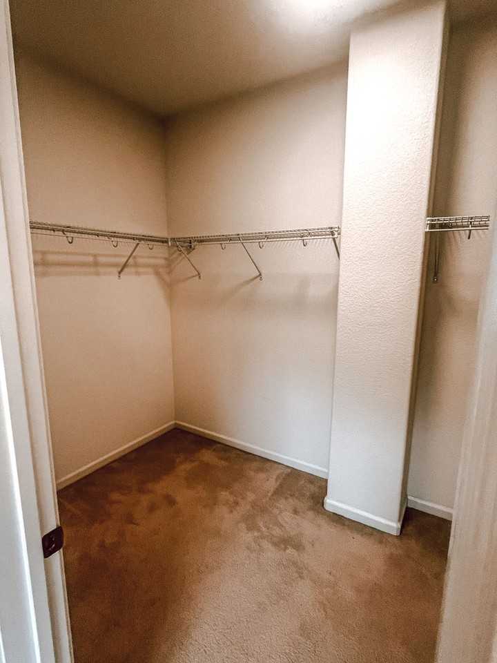 2356 Cantalise Dr - Photo 3 of 18