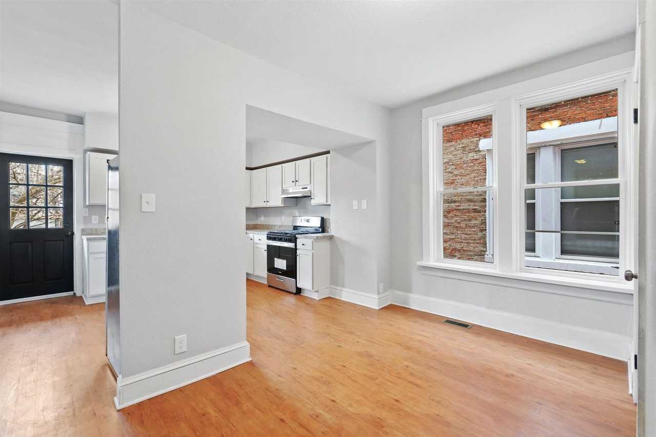 2626 N 6th St - Photo 3 of 26