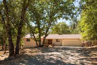 16320 Loretta Ln - Photo 1 of 1