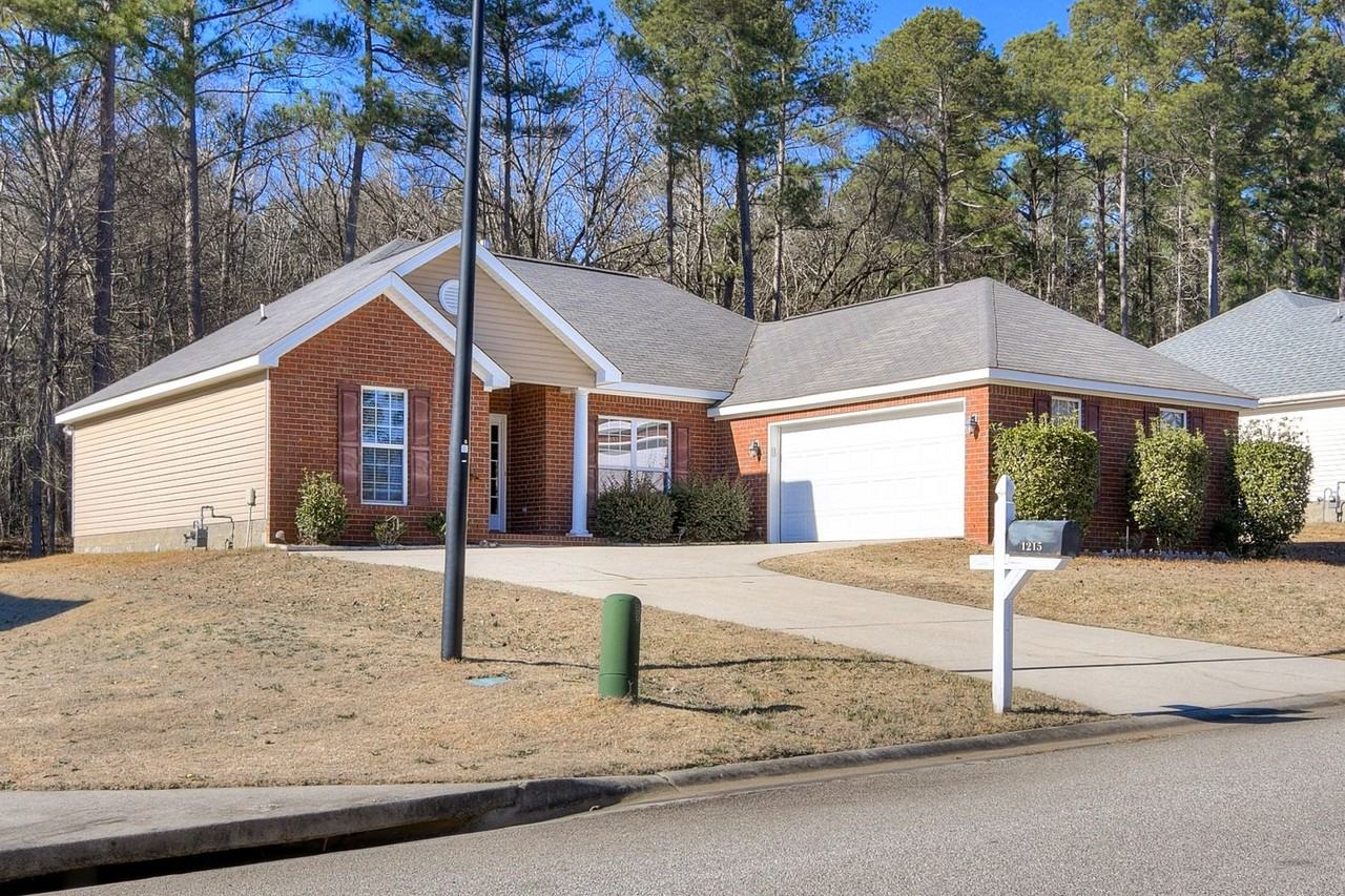 1215 Pinnacle Dr - Photo 2 of 31