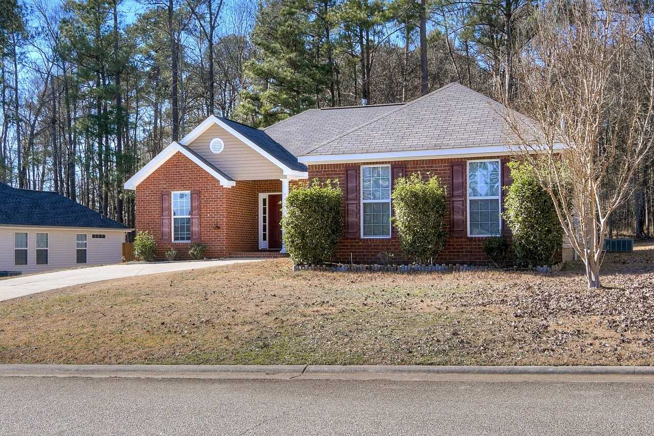 1215 Pinnacle Dr - Photo 3 of 31