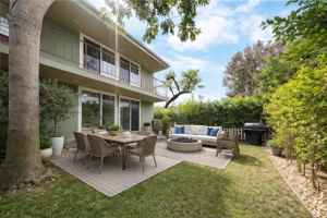 featured image of 271 E San Antonio Dr
