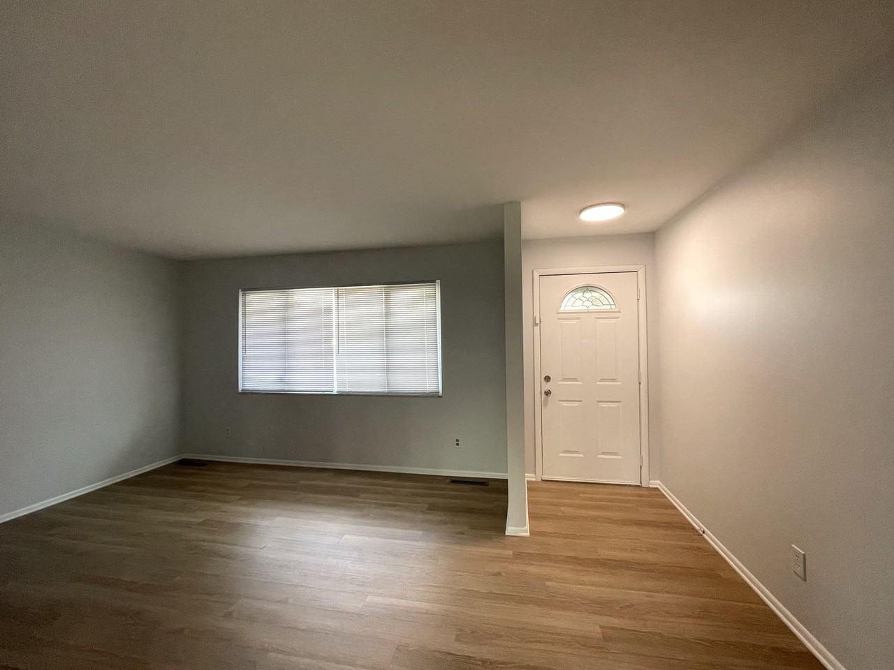 1700 Elaine Rd - Photo 2 of 23