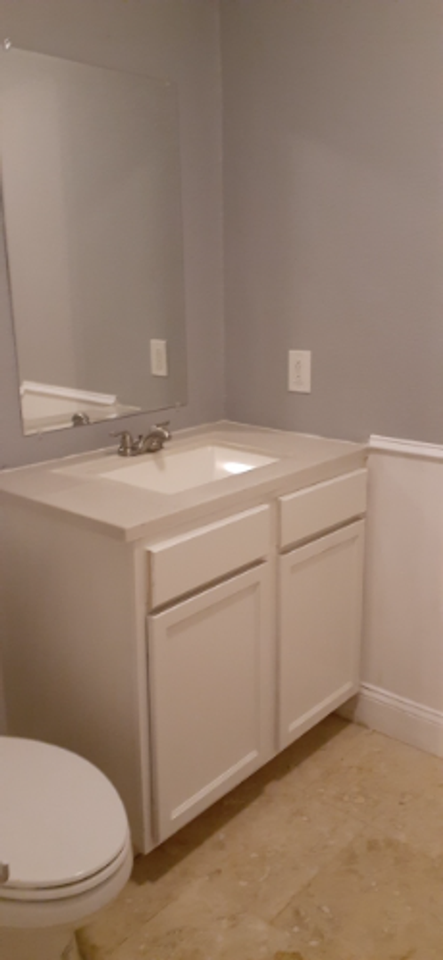 2202 Greenbriar Ct - Photo 4 of 22