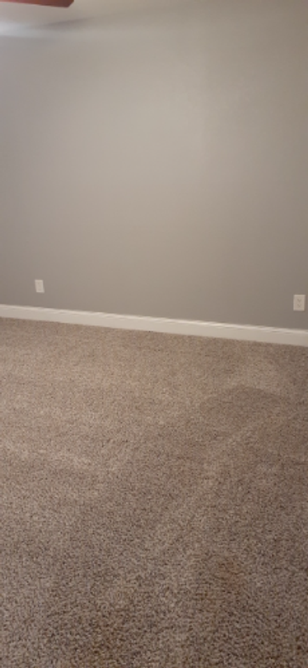 2202 Greenbriar Ct - Photo 5 of 22