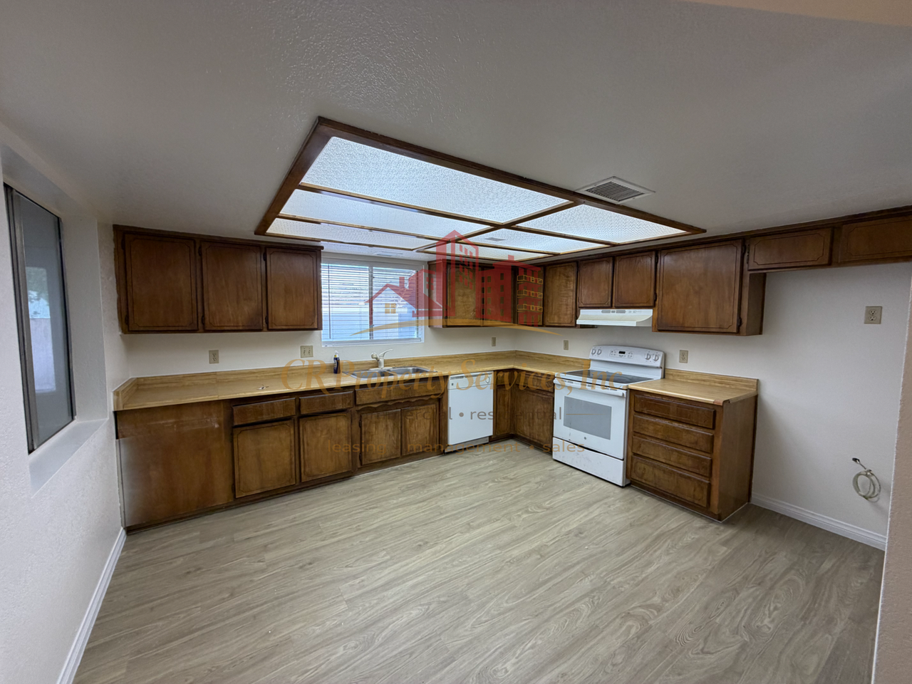 4000 Airway Ave - Photo 4 of 13