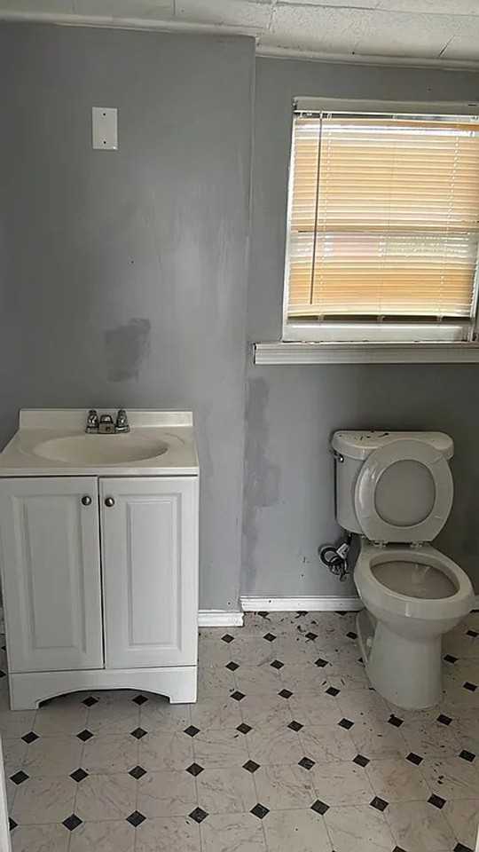 2649 Royal Ave - Photo 5 of 11