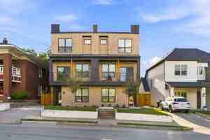 featured image of 2554 S University Dr