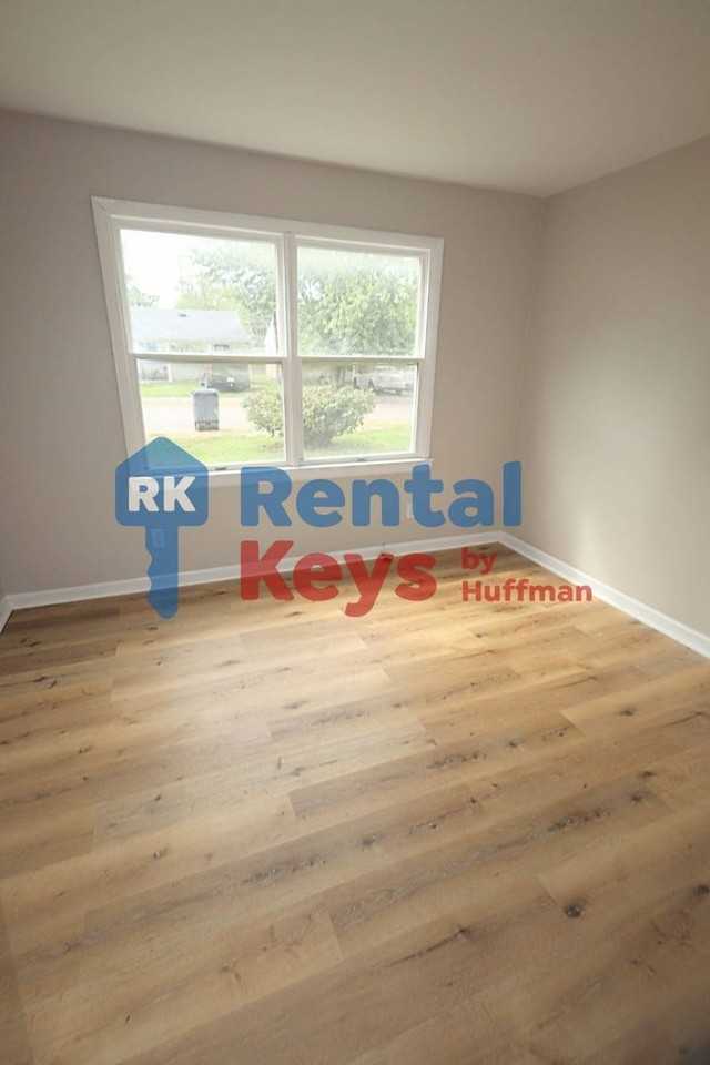 2122 Ravenswood Dr - Photo 5 of 21