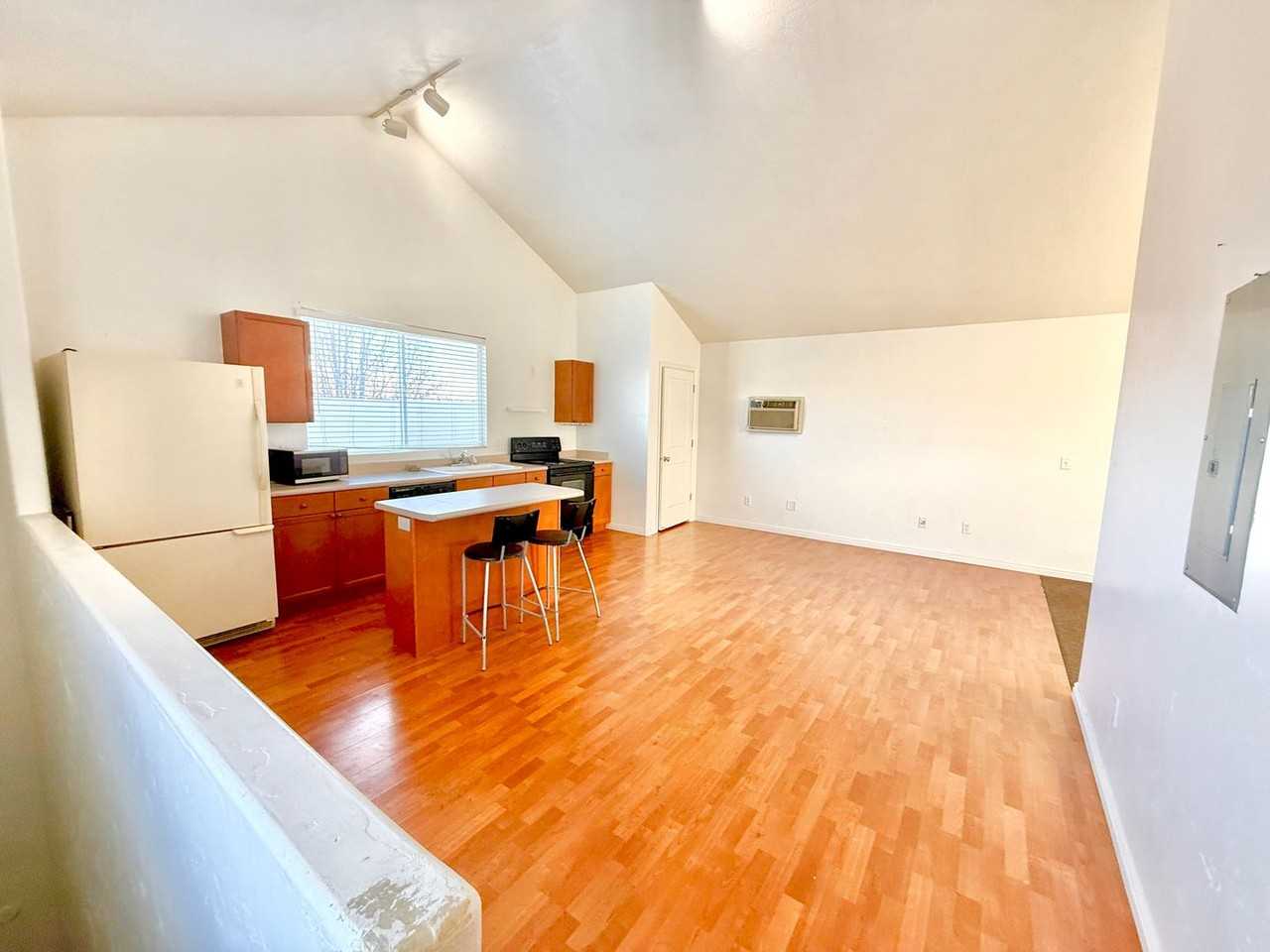 11567 S Harvest Crest Way - Photo 6 of 11