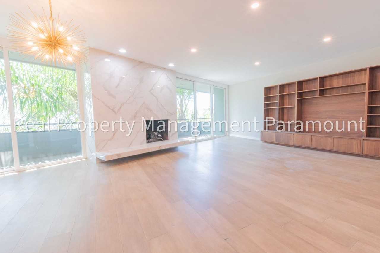 8401 Fountain Ave #12 - Photo 2 of 30