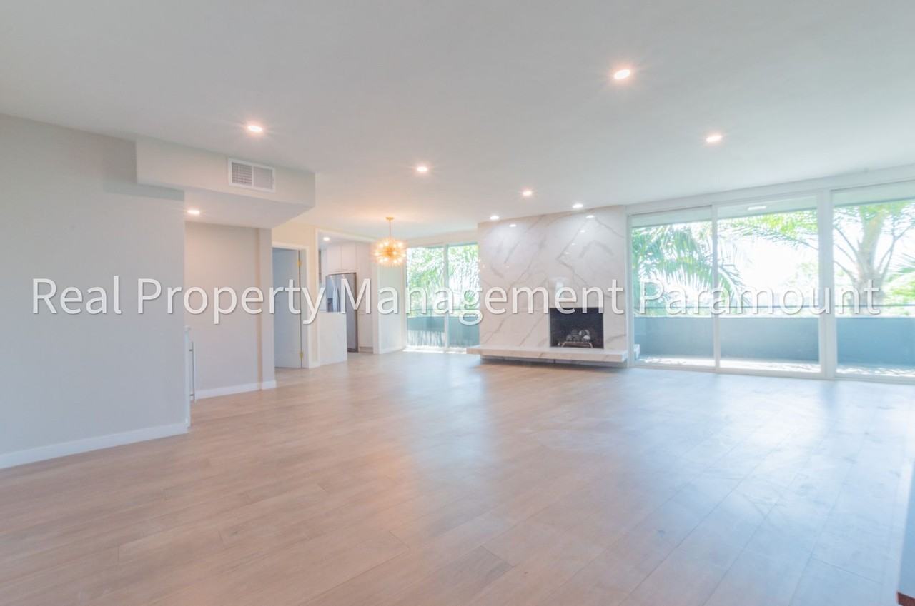 8401 Fountain Ave #12 - Photo 3 of 30