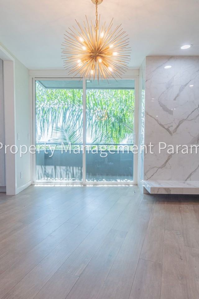 8401 Fountain Ave #12 - Photo 5 of 30