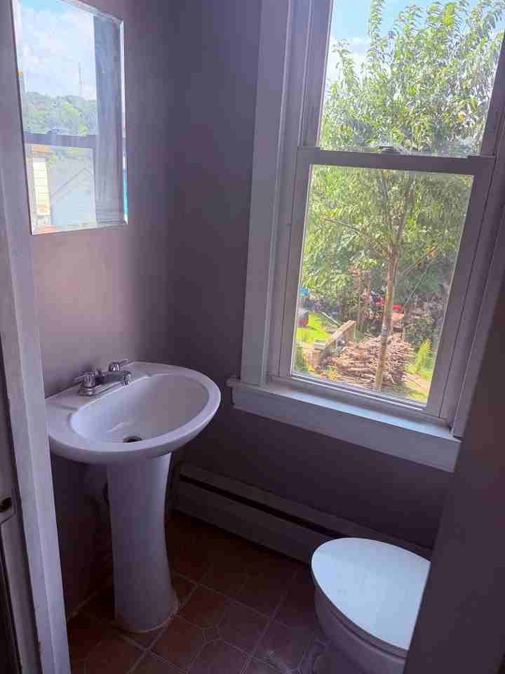 614 N 2nd St - Photo 4 of 13