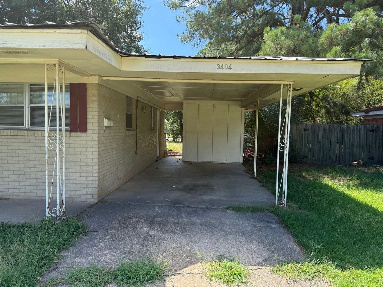 3404 Violet Dr - Photo 3 of 11