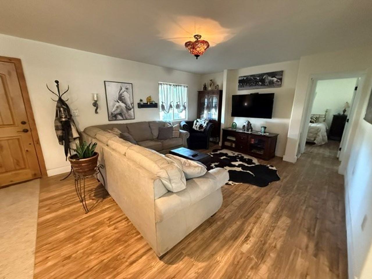 1724 E Ironwood Dr #B - Photo 2 of 12
