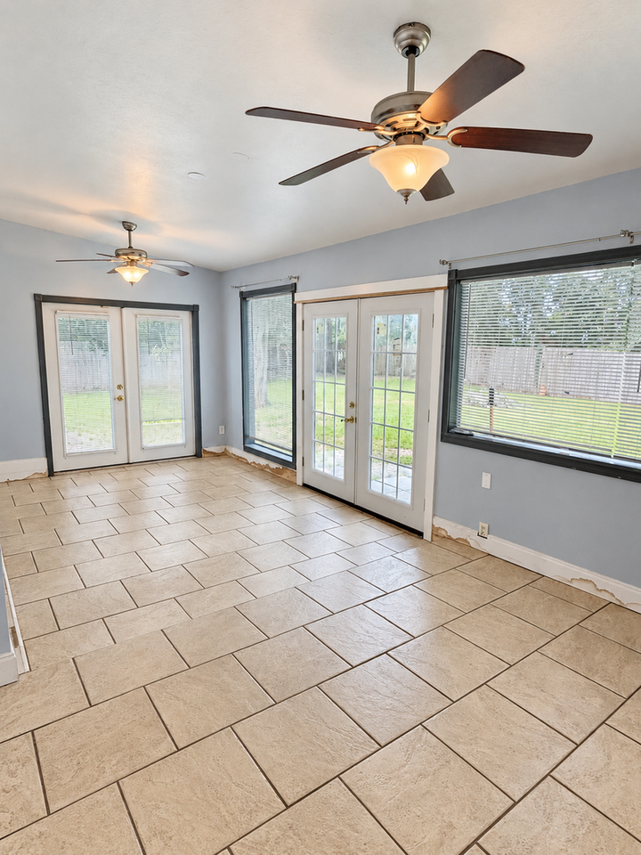 204 Sunnyside Dr - Photo 6 of 17