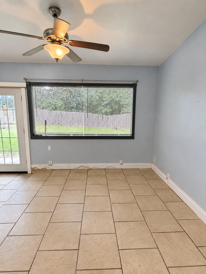 204 Sunnyside Dr - Photo 7 of 17