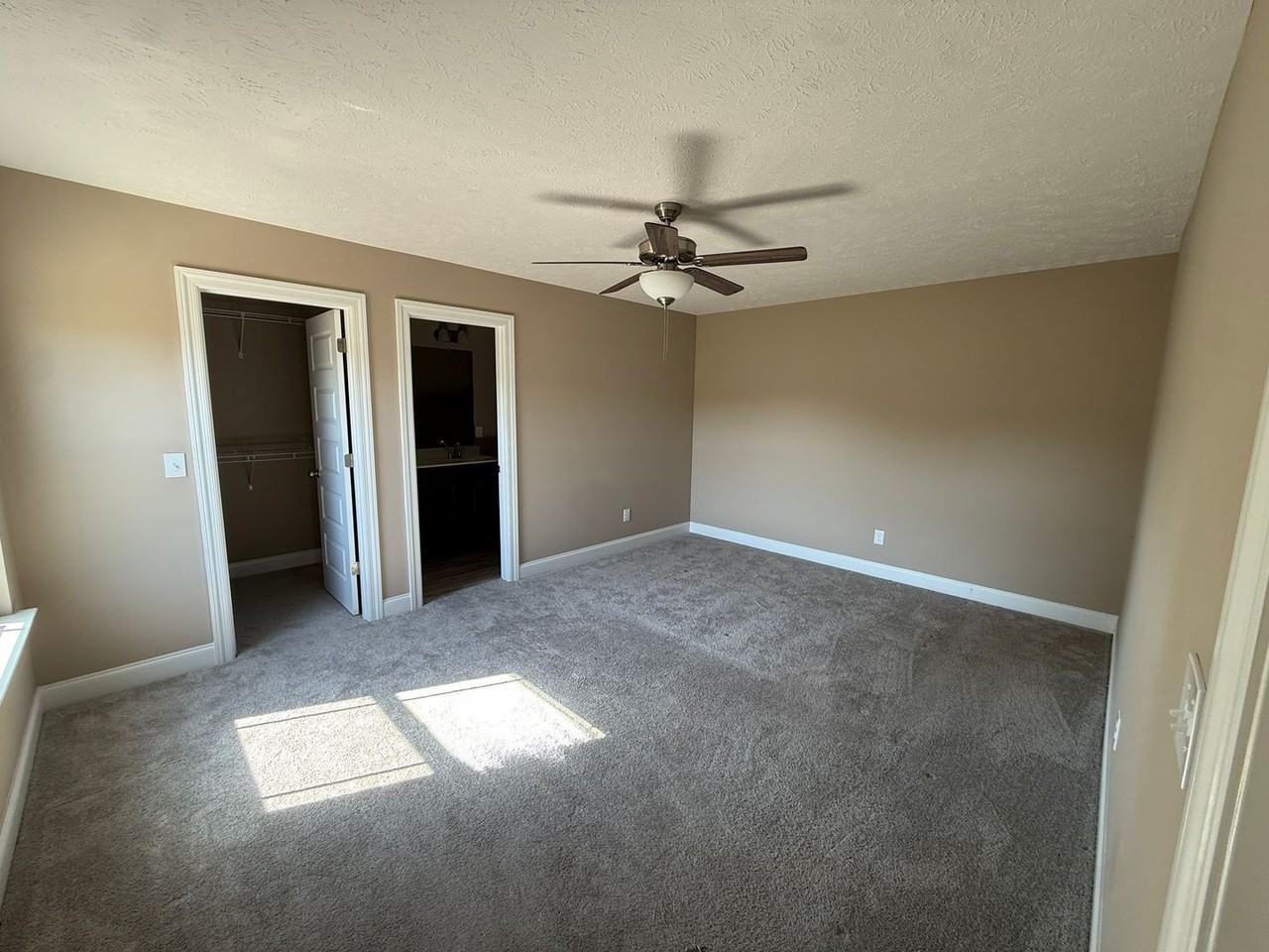 2010 Haystack Ct - Photo 4 of 8