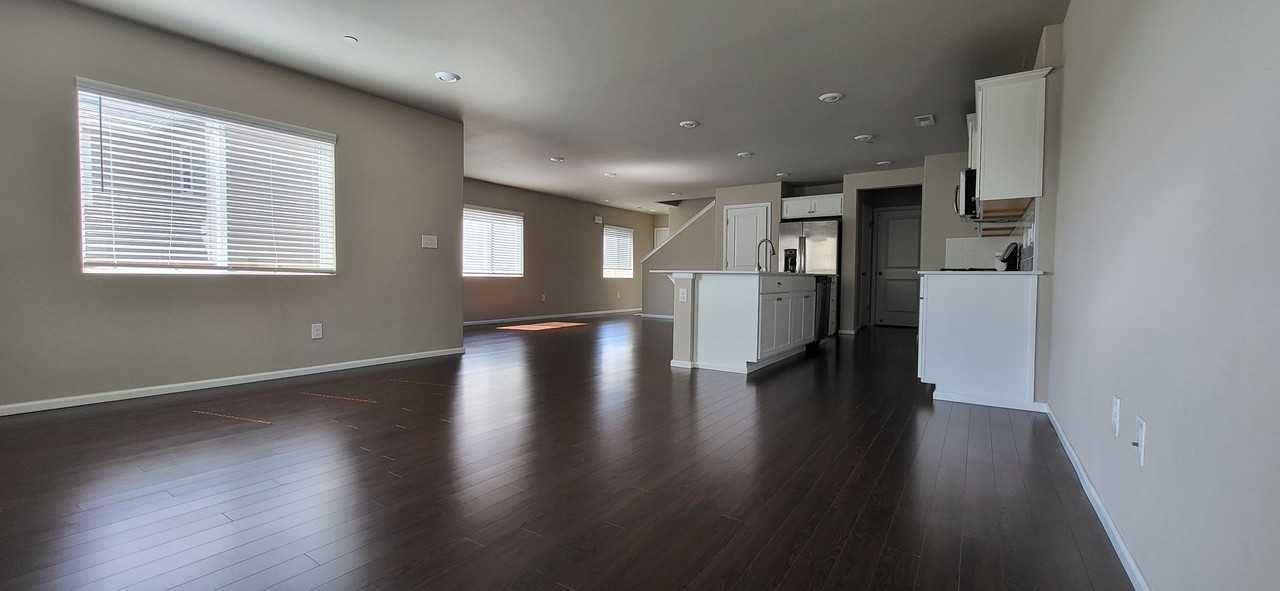3332 Hoffman Hill Blvd - Photo 4 of 14