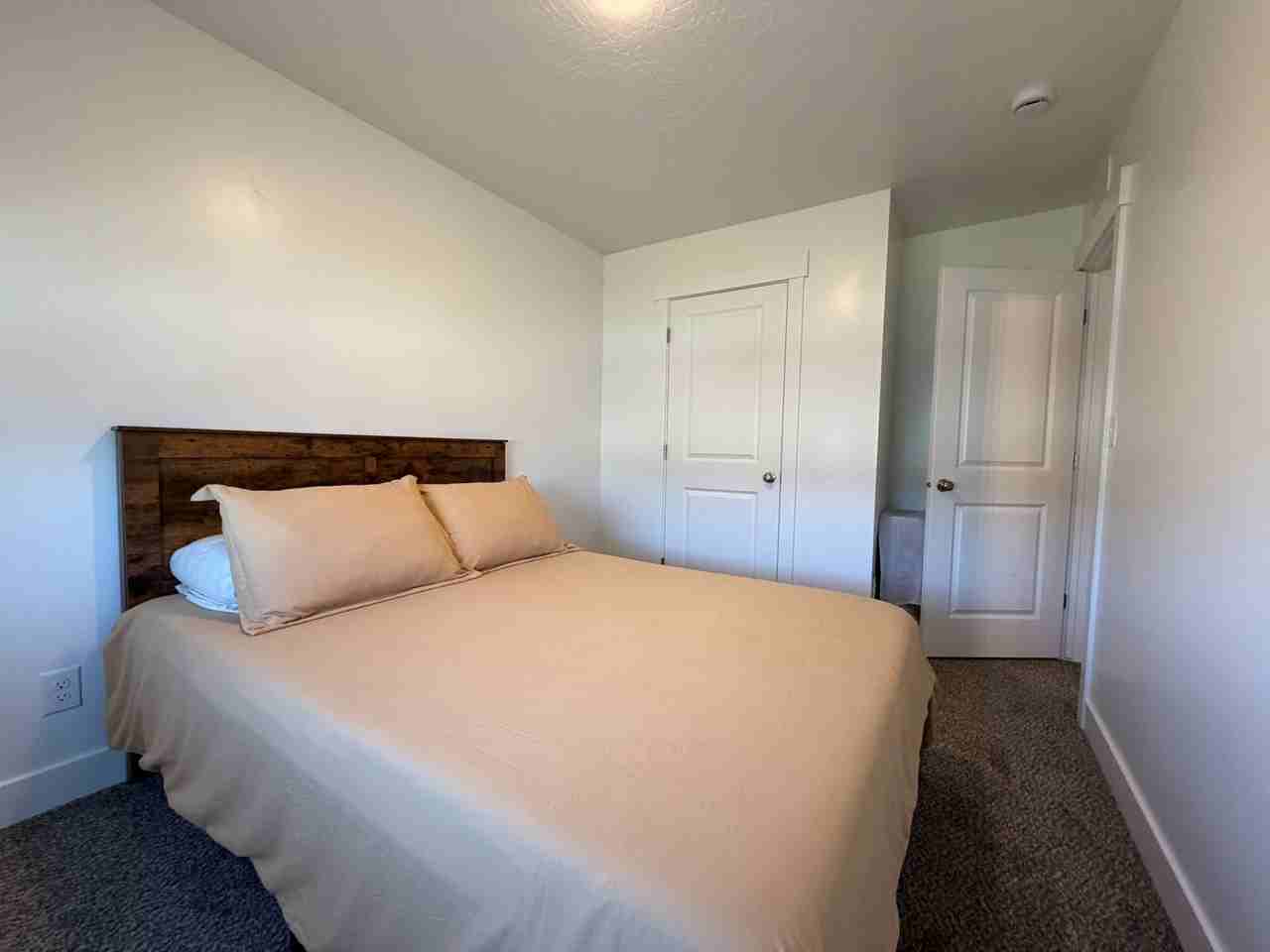 4026 S Woodland Ave - Photo 5 of 15