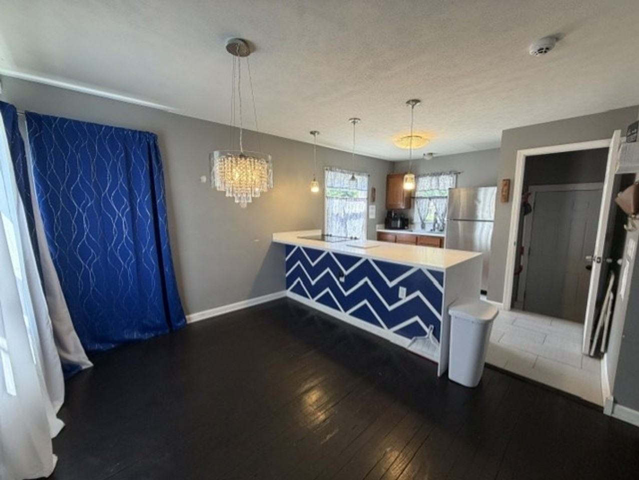 754 Hayden Ave - Photo 3 of 15