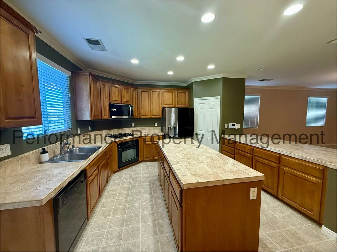 6214 Ocean Jasper Dr - Photo 5 of 23