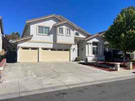 featured image of 2733 Sunflower Cir