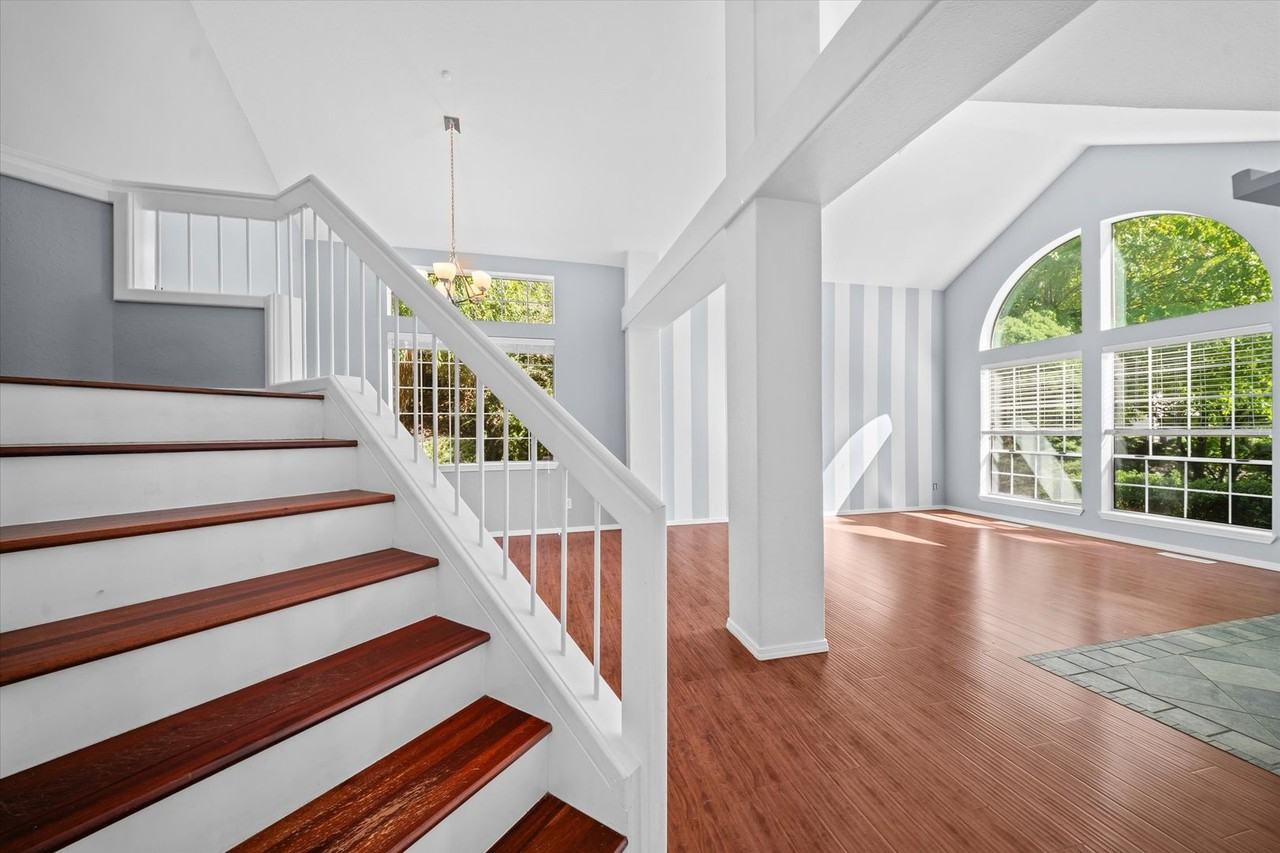 21610 95th Pl S - Photo 7 of 32