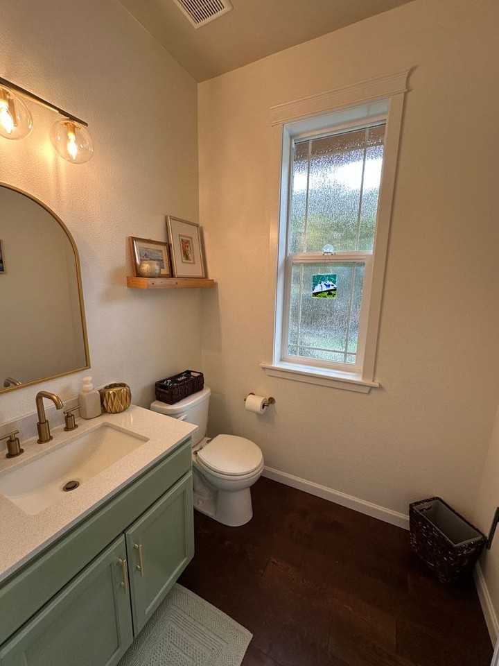 4314 Dudley Dr Ne - Photo 3 of 21