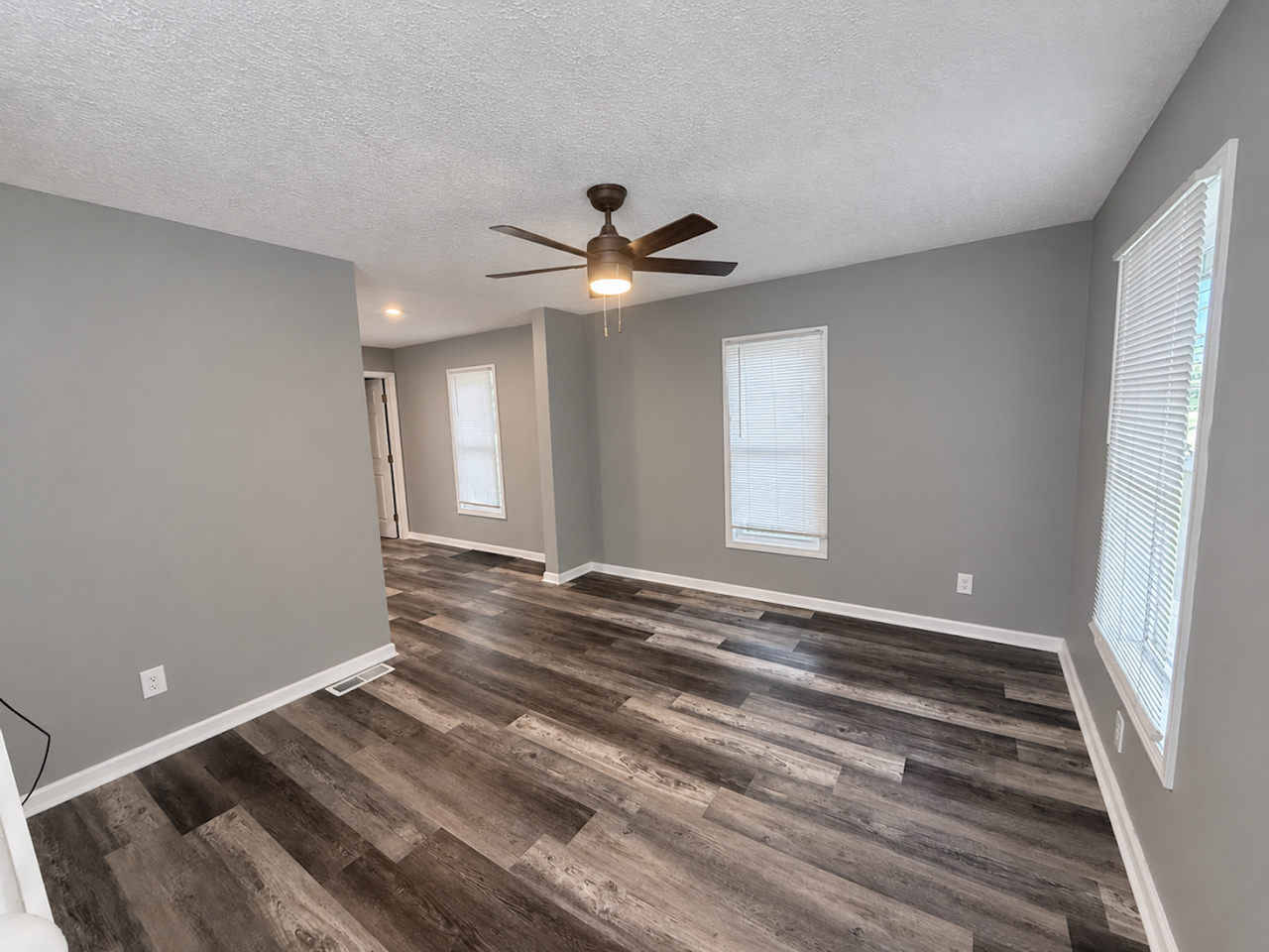 2250 4th St Sw - Photo 3 of 13