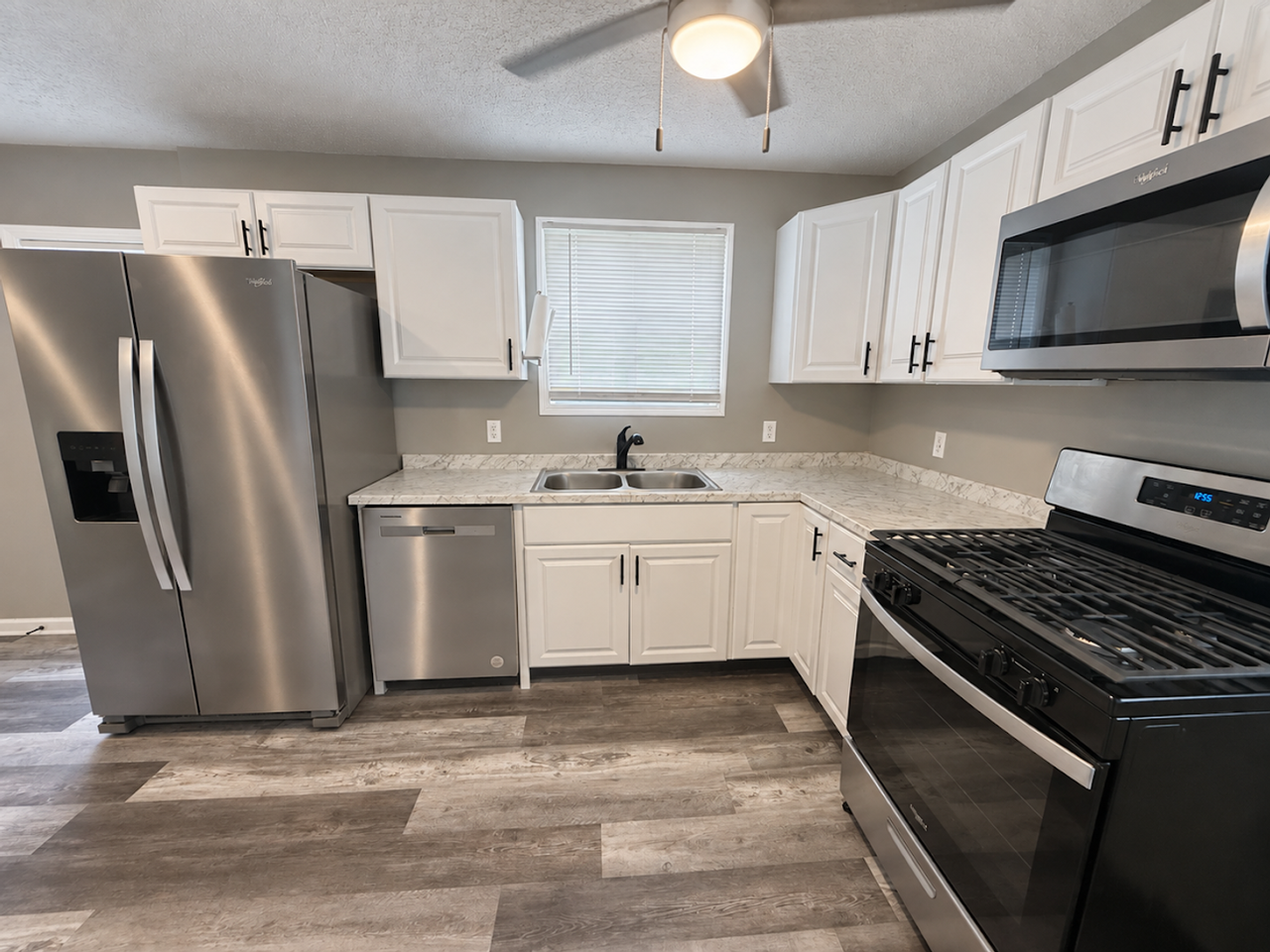 2250 4th St Sw - Photo 4 of 13