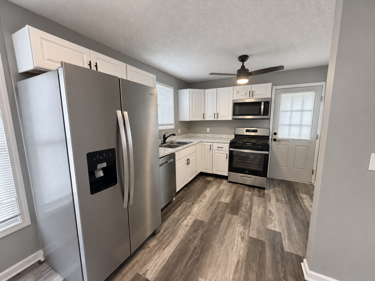 2250 4th St Sw - Photo 5 of 13