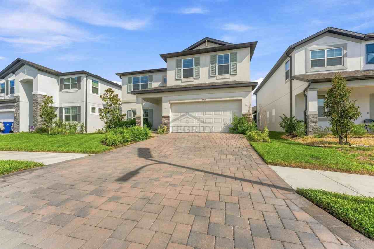 9464 Crescent Ray Dr - Photo 3 of 50