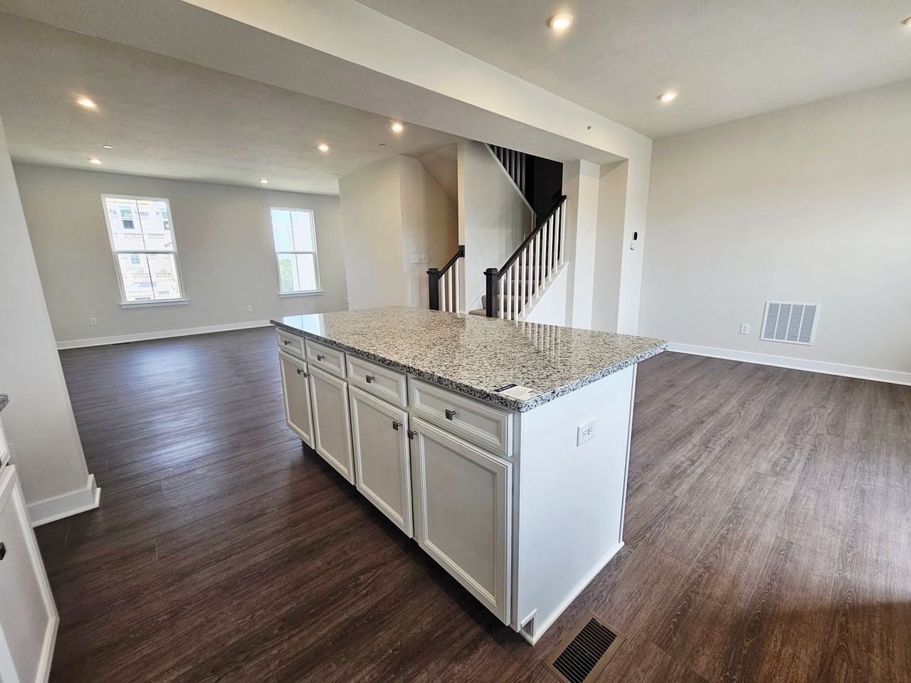 1191 Olivia Dr - Photo 7 of 26