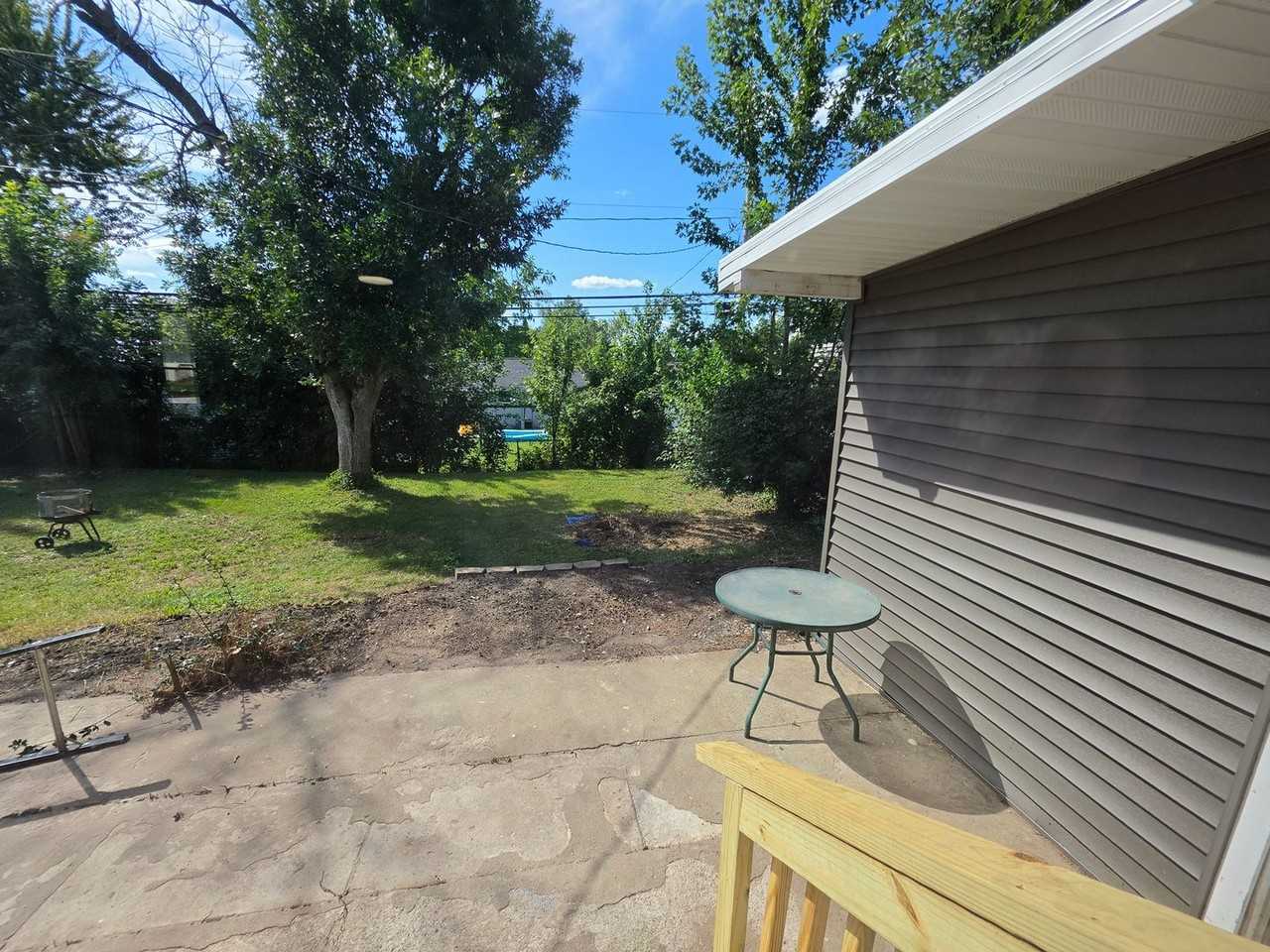 4309 Benton St Ne - Photo 3 of 14