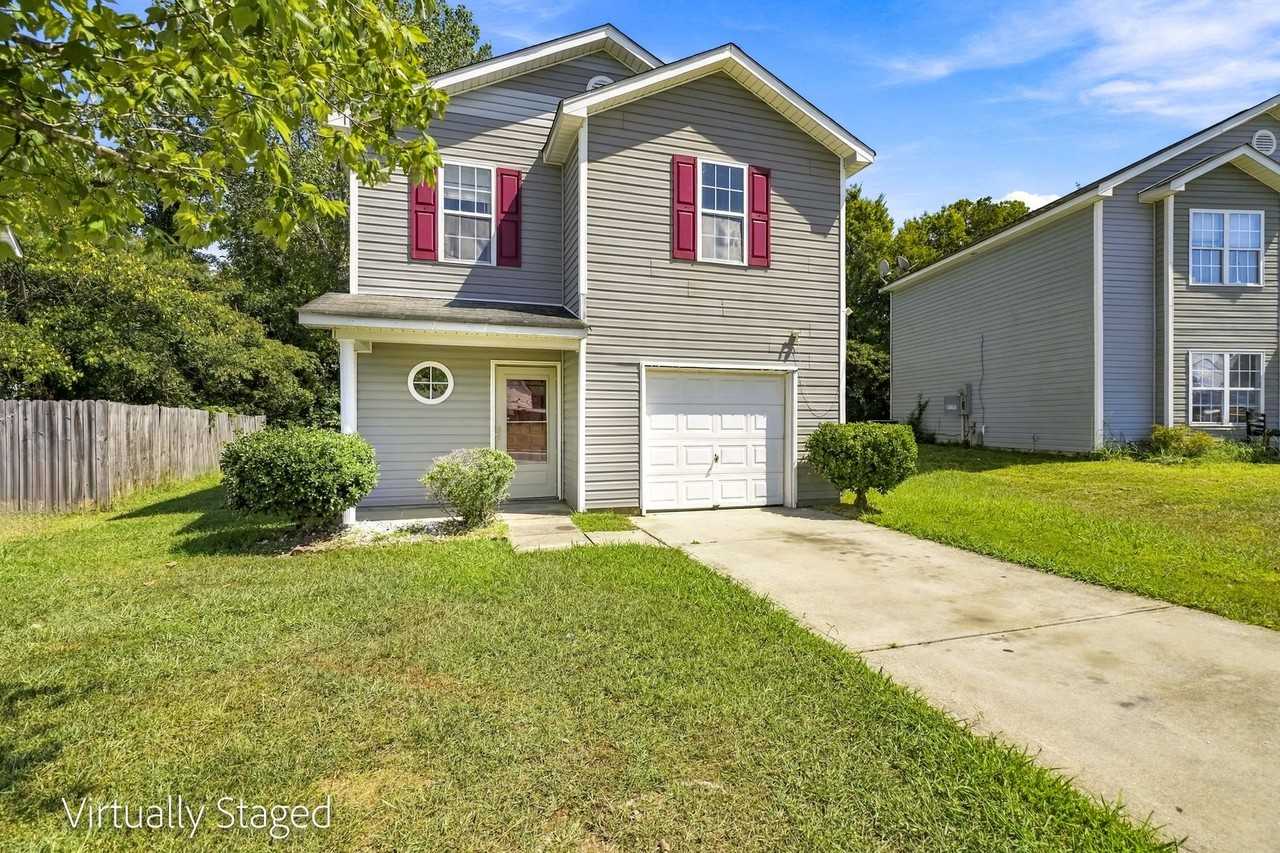 822 Oakshire Cir - Photo 3 of 41