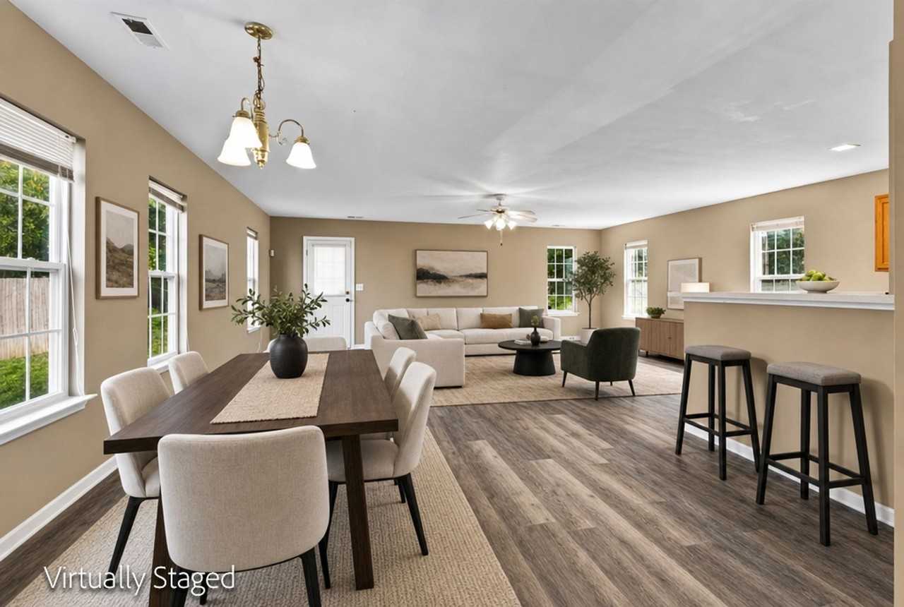 822 Oakshire Cir - Photo 5 of 41