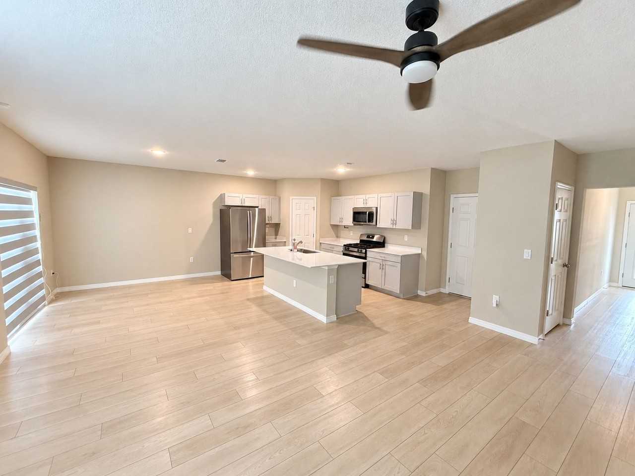 5548 Summer Sunset Dr - Photo 5 of 24