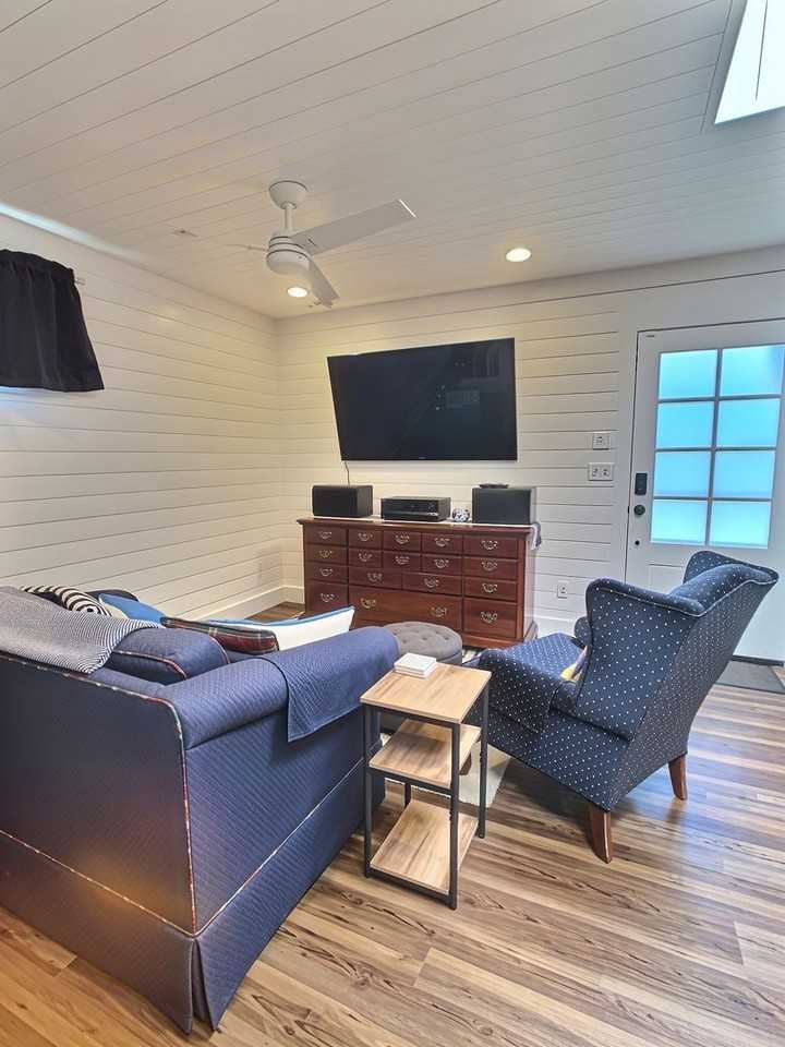 851 W San Fernando St #2 - Photo 2 of 12