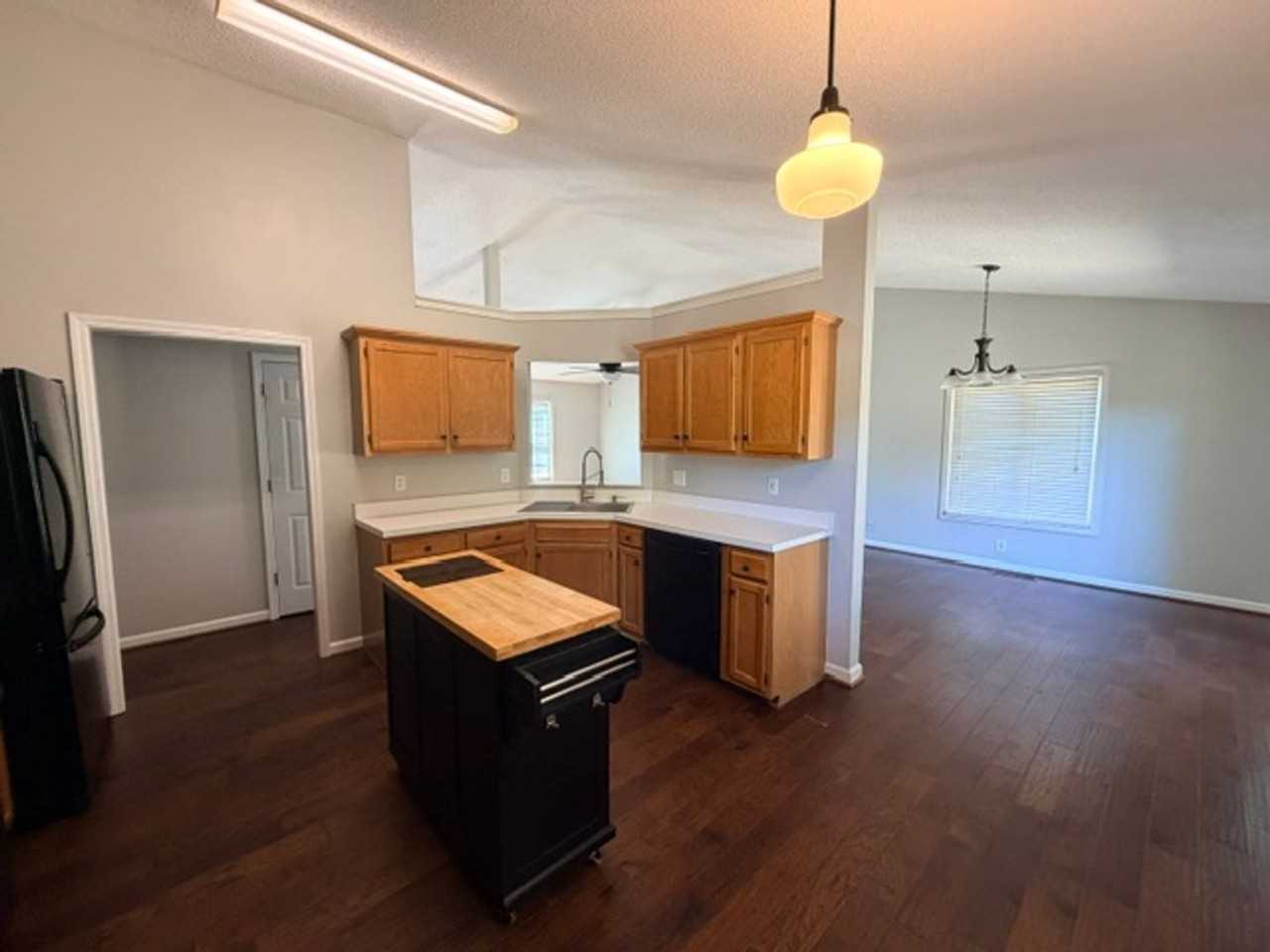 2627 Lone Oak Trl Nw - Photo 6 of 16