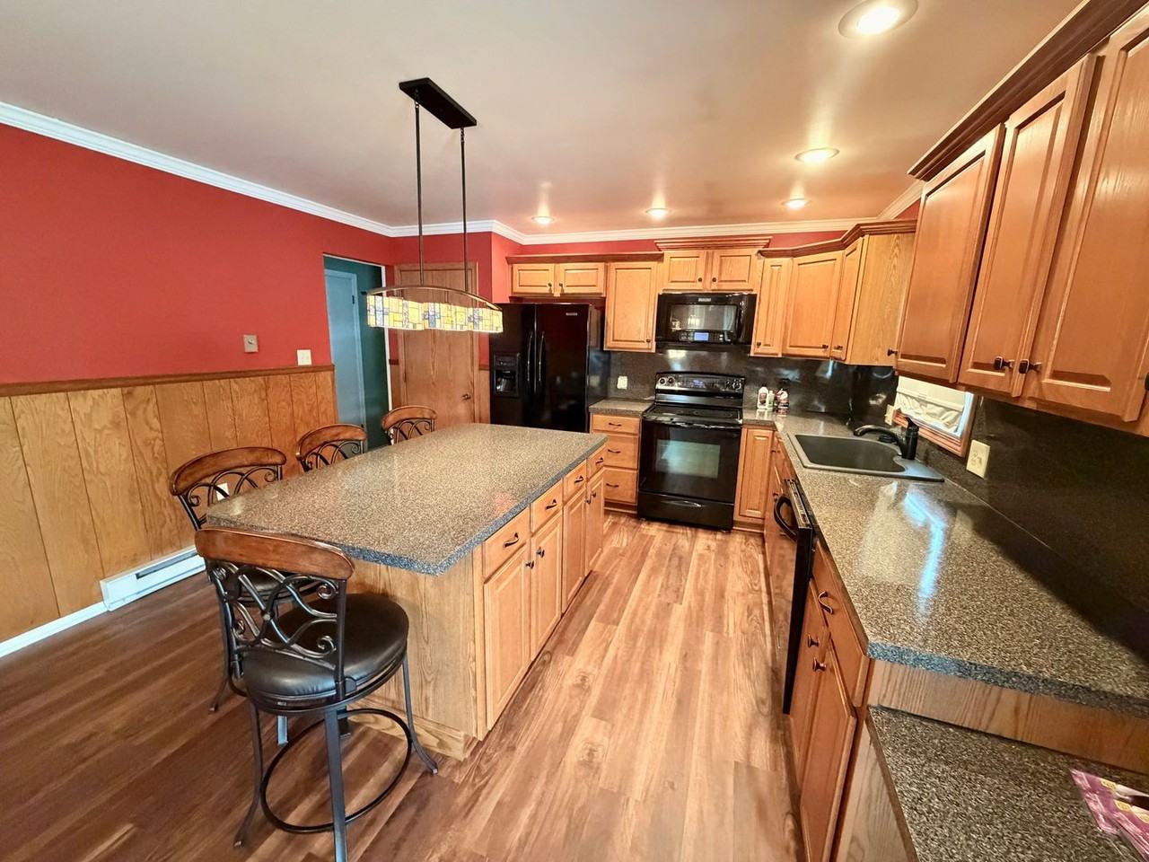 5266 Philadelphia Ave - Photo 7 of 26
