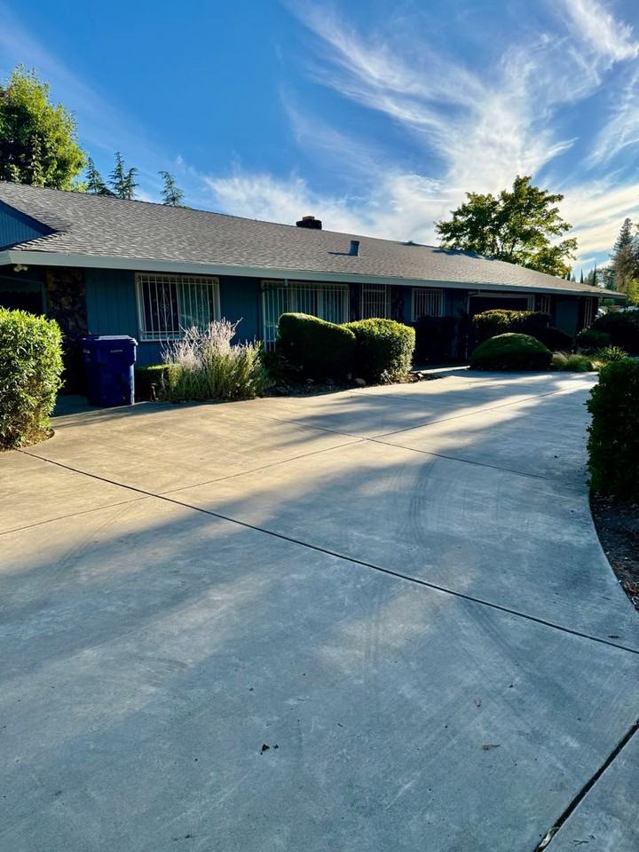 4108 Auburn Blvd - Photo 2 of 27