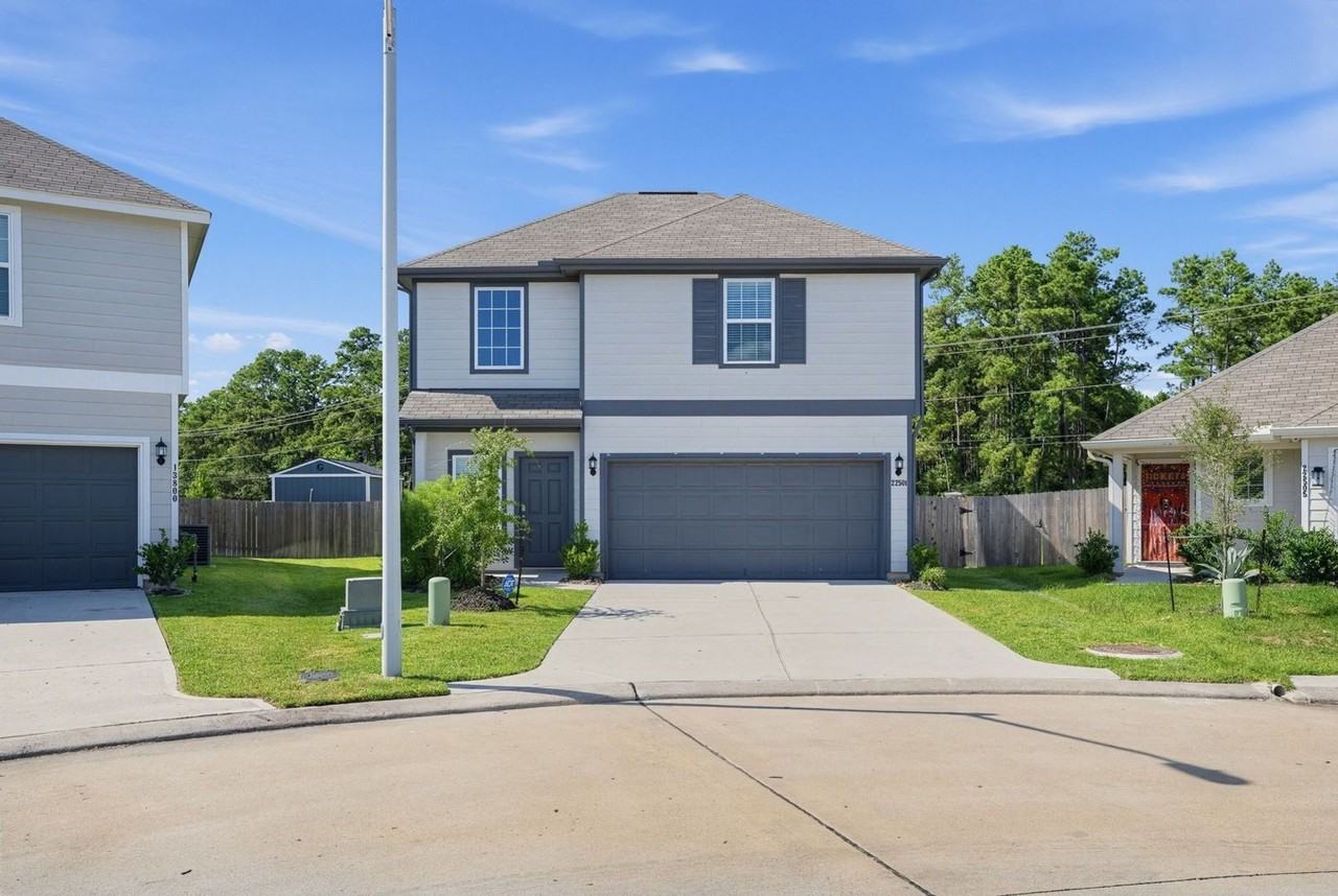 22501 Cormorant Ct - Photo 2 of 32
