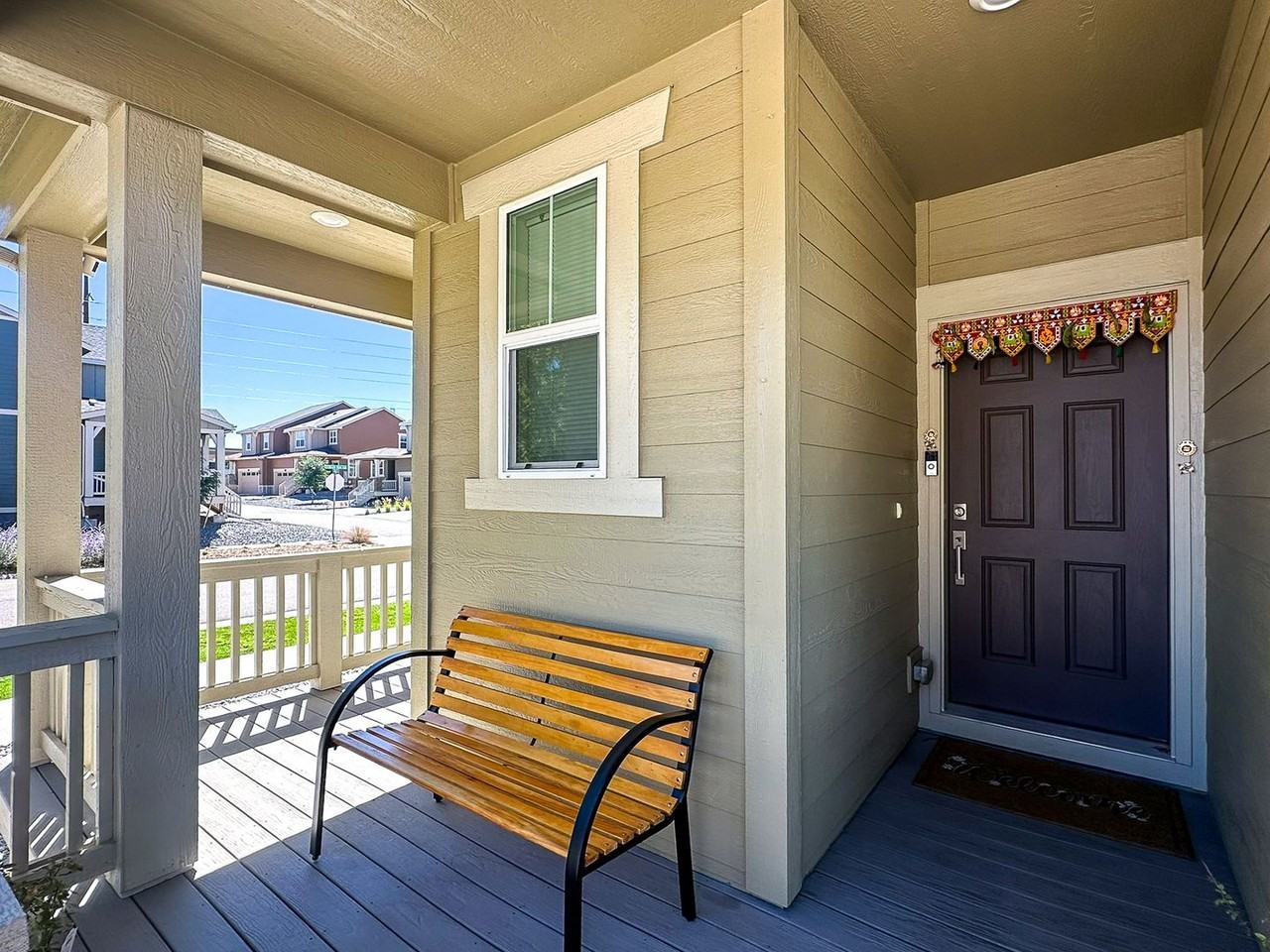 9049 Bondcliff Ln - Photo 5 of 50