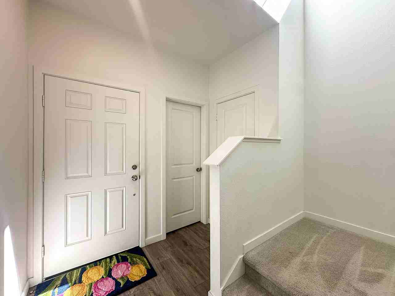 9049 Bondcliff Ln - Photo 7 of 50