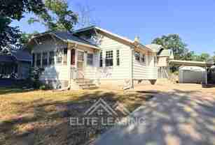 326 Sw Courtland Ave - Photo 1 of 1